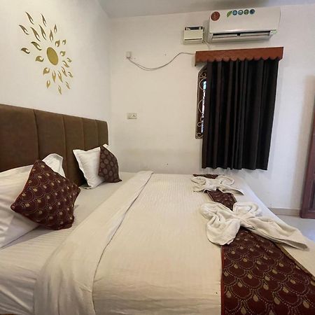 Baga Beach Ocean Calangute Dış mekan fotoğraf